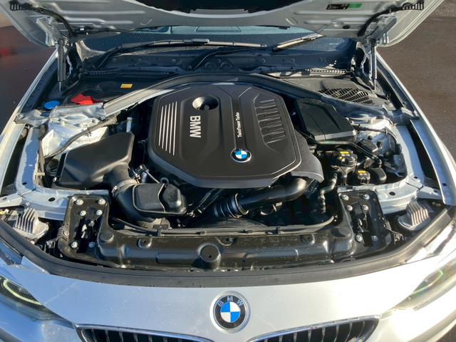 ４シリーズ ４４０ｉクーペ　Ｍスポーツ　純正メーカーナビ　衝突軽減装置　純正ＡＷ　サラウンドサウンドシステム　ドラレコ　アダクティブクルーズコントロール　革シート　フォグランプ　Ｍスポーツサスペンション　Ｂｌｕｅｔｏｏｔｈ　ＤＶＤ　ＣＤ（27枚目）