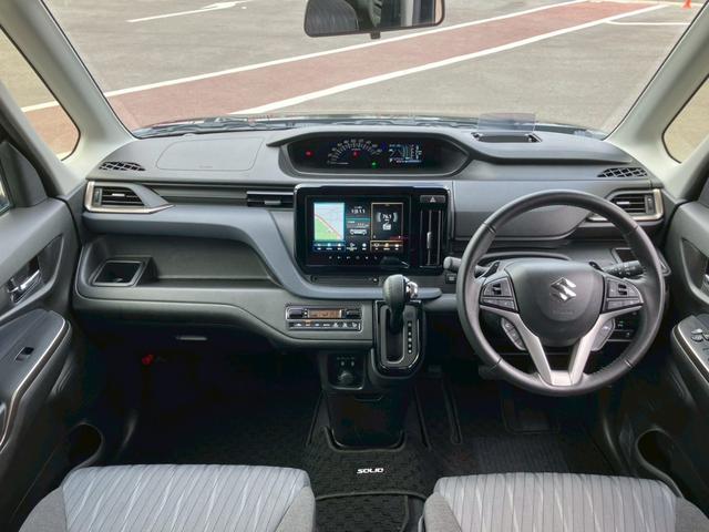 ソリオ ハイブリッドＳＺ　純正９インチナビ　アラウンドビューモニター　両側電動スライドドア　デュアルカメラブレーキサポート　シートヒーター　アダプティブクルーズコントロール　フルセグＴＶ　Ｂｌｕｅｔｈｏｏｔｈ　ＣＤ　ＤＶＤ（2枚目）