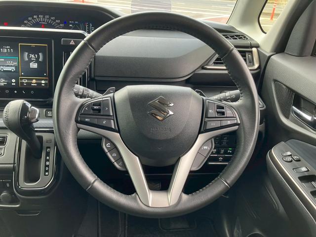 ソリオ ハイブリッドＳＺ　純正９インチナビ　アラウンドビューモニター　両側電動スライドドア　デュアルカメラブレーキサポート　シートヒーター　アダプティブクルーズコントロール　フルセグＴＶ　Ｂｌｕｅｔｈｏｏｔｈ　ＣＤ　ＤＶＤ（9枚目）