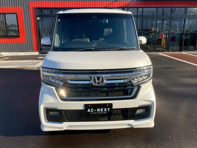 Ｎ－ＢＯＸカスタム 　８インチナビ　ハーフレザー　バックカメラ　両側電動スライドドア　ＡＣＣ　レーンキープ　ドラレコ前後　フルセグＴＶ　ＬＥＤヘッドライト　オートハイビーム　フォグランプ　バックカメラ　ＣＤ　ＤＶＤ（4枚目）