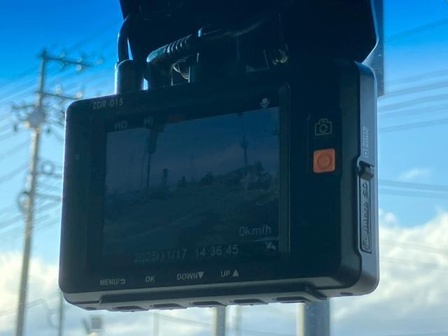 Ｎ－ＢＯＸカスタム 　８インチナビ　ハーフレザー　バックカメラ　両側電動スライドドア　ＡＣＣ　レーンキープ　ドラレコ前後　フルセグＴＶ　ＬＥＤヘッドライト　オートハイビーム　フォグランプ　バックカメラ　ＣＤ　ＤＶＤ（19枚目）