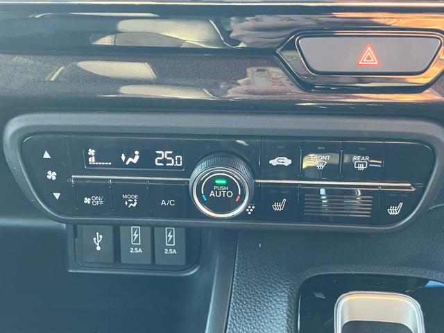 Ｎ－ＢＯＸカスタム Ｇ・Ｌターボホンダセンシング　純正８インチナビ　フルセグＴＶ　バックモニター　ＣＤ　ＤＶＤ　Ｂｌｕｅｔｏｏｔｈ　両側パワースライドドア　ＬＥＤヘッドライト　シートヒーター　レーンキープアシスト　アダプティブクルーズコントロール（13枚目）