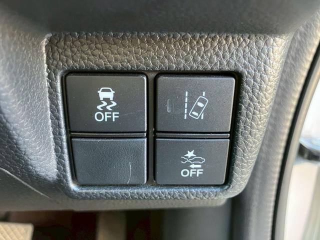 Ｎ－ＢＯＸカスタム Ｇ・Ｌターボホンダセンシング　純正８インチナビ　フルセグＴＶ　バックモニター　ＣＤ　ＤＶＤ　Ｂｌｕｅｔｏｏｔｈ　両側パワースライドドア　ＬＥＤヘッドライト　シートヒーター　レーンキープアシスト　アダプティブクルーズコントロール（16枚目）