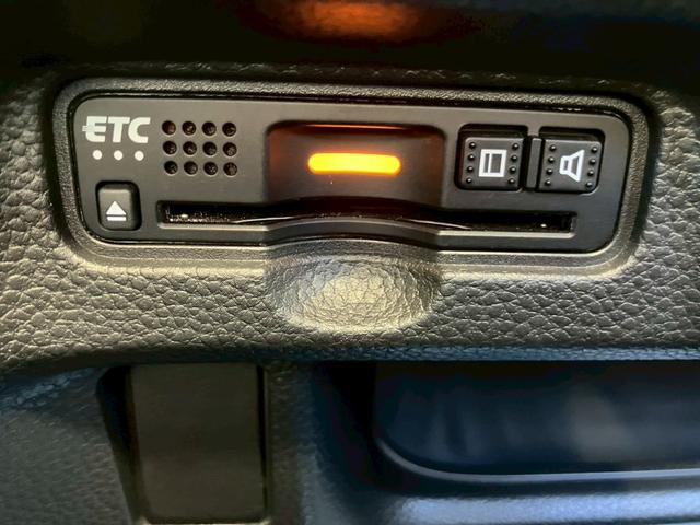 Ｎ－ＢＯＸカスタム Ｇ・Ｌターボホンダセンシング　純正８インチナビ　フルセグＴＶ　バックモニター　ＣＤ　ＤＶＤ　Ｂｌｕｅｔｏｏｔｈ　両側パワースライドドア　ＬＥＤヘッドライト　シートヒーター　レーンキープアシスト　アダプティブクルーズコントロール（19枚目）