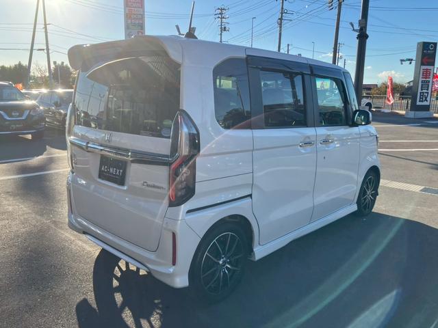 Ｎ－ＢＯＸカスタム Ｇ・Ｌターボホンダセンシング　純正８インチナビ　フルセグＴＶ　バックモニター　ＣＤ　ＤＶＤ　Ｂｌｕｅｔｏｏｔｈ　両側パワースライドドア　ＬＥＤヘッドライト　シートヒーター　レーンキープアシスト　アダプティブクルーズコントロール（22枚目）