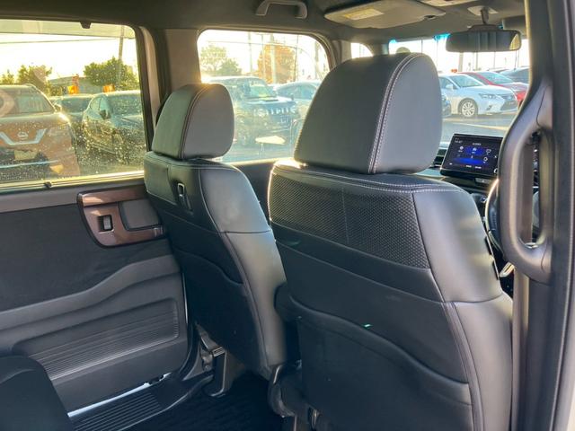 Ｎ－ＢＯＸカスタム Ｇ・Ｌターボホンダセンシング　純正８インチナビ　フルセグＴＶ　バックモニター　ＣＤ　ＤＶＤ　Ｂｌｕｅｔｏｏｔｈ　両側パワースライドドア　ＬＥＤヘッドライト　シートヒーター　レーンキープアシスト　アダプティブクルーズコントロール（25枚目）