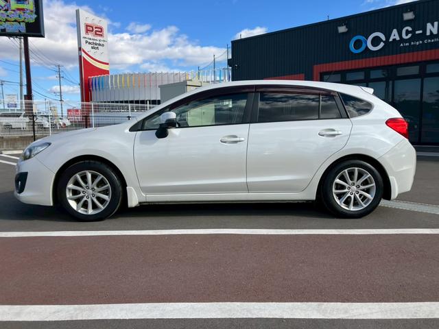 インプレッサスポーツ ２．０ｉアイサイト　純正ナビ　バックカメラ　フルセグＴＶ　ＣＤ　ＤＶＤ　ＨＩＤヘッドライト　フォグランプ　クルコン　レーンキープ　衝突軽減ブレーキ　アイドリングストップ　パドルシフト　ＭＴモード　ドラレコ　ＥＴＣ（5枚目）