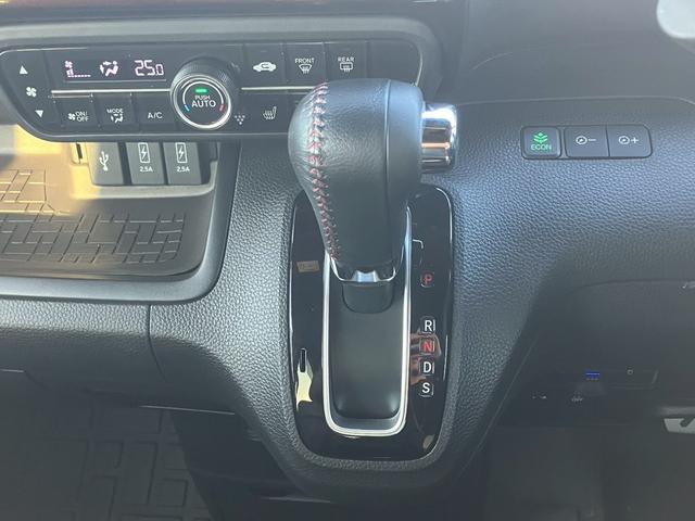 N-BOX L・ターボ 無限15インチAW 無限フルエアロ 無限ミラー パドルシフト ACC 両側電動スライドドア ドラレコ前後 シートヒーター フルセグTV オートハイビーム ETC レーンキープ クリアランスソナー(13枚目)