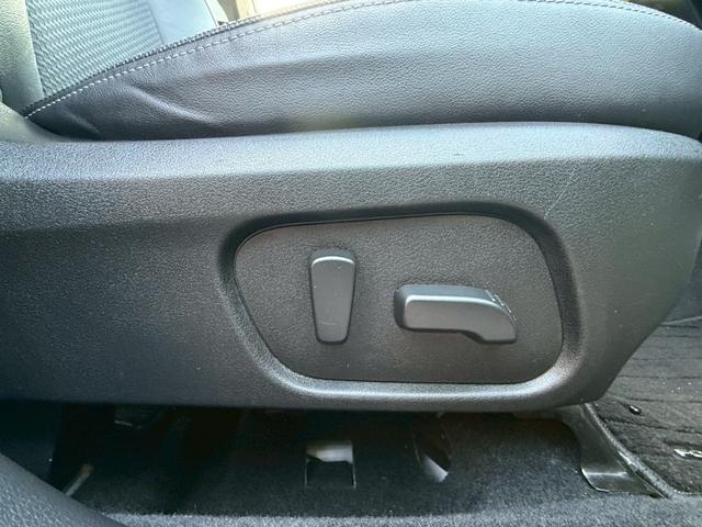 フォレスター ２．０ＸＴ　アイサイト　純正８インチナビ　バックカメラ　フルセグＴＶ　Ｂｌｕｅｔｏｏｔｈ　ＣＤ　ＤＶＤ　ＨＤＭＩ　クリアランスソナー　ＡＣＣ　ブラスポ　パワーシート　シートヒーター　パワーバックドア　Ｘ－ＭＯＤＥ　ＥＴＣ（25枚目）