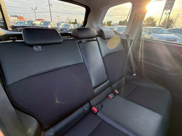 フォレスター ２．０ＸＴ　アイサイト　純正８インチナビ　バックカメラ　フルセグＴＶ　Ｂｌｕｅｔｏｏｔｈ　ＣＤ　ＤＶＤ　ＨＤＭＩ　クリアランスソナー　ＡＣＣ　ブラスポ　パワーシート　シートヒーター　パワーバックドア　Ｘ－ＭＯＤＥ　ＥＴＣ（28枚目）