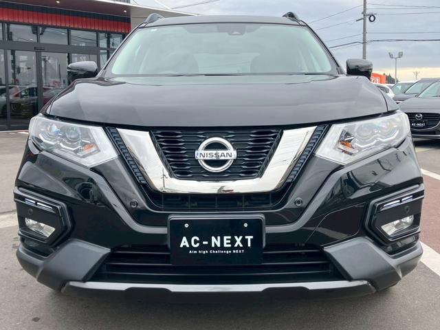 エクストレイル ２０Ｘｉ　エクストリーマーＸ　純正ナビ　Ｂｌｕｅｔｏｏｔｈ　フルセグＴＶ　ＣＤ　ＤＶＤ　ＬＥＤヘッドライト　オートライト　フォグランプ　クリアランスソナー　ルーフレール　アイドリングストップ　パワーバックドア　ダウンヒルアシスト（4枚目）