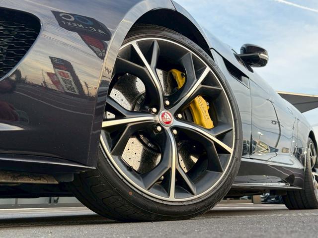 【タイヤ交換もお任せください！！】当店ではタイヤ交換、エアー調整も行っております！お声がけください♪