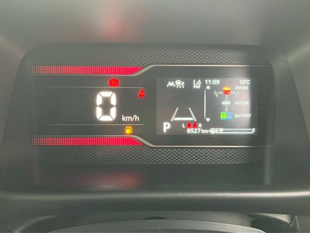 スペーシアカスタム ハイブリッドＸＳターボ　純正メーカーオプション９インチナビ　全周囲カメラ　衝突安全装置　オートクルーズコントロール　シートヒーター　社外デジタルインナーミラー　フォグランプ　ステアリングリモコン　ドラレコ　ＥＴＣ　ＢＴ（8枚目）