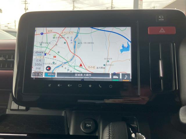 スペーシアカスタム ハイブリッドＸＳターボ　純正メーカーオプション９インチナビ　全周囲カメラ　衝突安全装置　オートクルーズコントロール　シートヒーター　社外デジタルインナーミラー　フォグランプ　ステアリングリモコン　ドラレコ　ＥＴＣ　ＢＴ（10枚目）