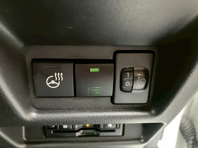 スペーシアカスタム ハイブリッドＸＳターボ　純正メーカーオプション９インチナビ　全周囲カメラ　衝突安全装置　オートクルーズコントロール　シートヒーター　社外デジタルインナーミラー　フォグランプ　ステアリングリモコン　ドラレコ　ＥＴＣ　ＢＴ（15枚目）