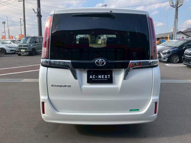 エスクァイア Ｇｉ　プレミアムパッケージ　純正１０インチナビ　純正１２．１インチフリップダウンモニター　フルセグＴＶ　バックカメラ　Ｂｌｕｅｔｏｏｔｈ　ハーフレザーシート　シートヒーター　ステアリングヒーター　クルーズコントロール　ＬＥＤ（6枚目）