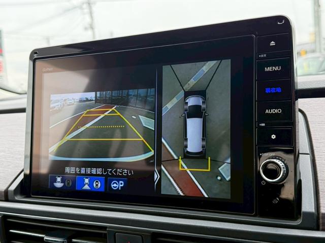 【全周囲モニター】専用のカメラにより、上から見下ろしたような視点で３６０度クルマの周囲を確認することができます☆死角部分も確認しやすく、狭い場所での切り返しや駐車もスムーズに行えます。