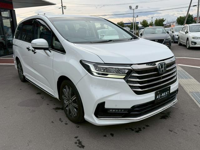 働いているスタッフは、中古車販売に携わってきたスタッフばかりなので車の知識やアドバイスはお任せください。「買ってよかった」「乗って楽しい」と思える一台のご提供をお約束します！