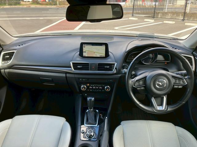 【整備工場完備】ご安心してお乗り頂くため環境を整えております。お車の定期メンテナンスの他、車検やタイヤ交換などもお任せください！