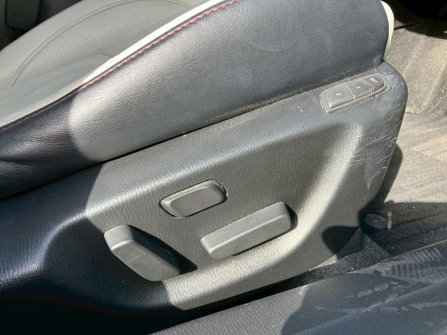 運転席パワーシート