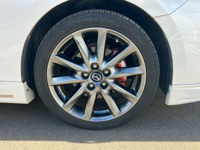 純正１８インチＡＷ【２１５／４５Ｒ１８】