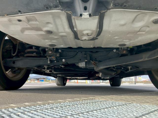 ハリアーハイブリッド プレミアム ALPINEナビ パノラマルーフ モデリスタフルエアロ LEDヘッドライト クルーズコントロール パワーバックドア パワーシート シートヒーター バックカメラ フルセグTV Bluetooth DVD(32枚目)