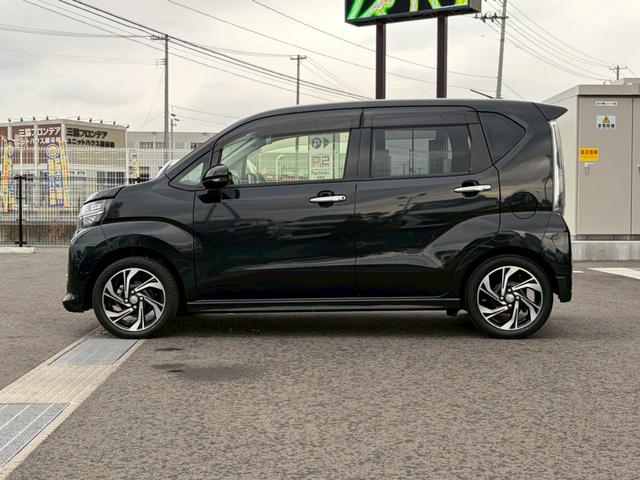 ムーヴ カスタム　ＲＳ　ハイパーリミテッドＳＡＩＩＩ　純正８インチナビ　全周囲カメラ　運転席シートヒーター　純正１５インチアルミ　Ｂｌｕｅｔｏｏｔｈ　フルセグ　ＥＴＣ　純正ドライブレコーダー　ＬＥＤヘッドライト　フォグランプ　衝突軽減　ハーフレザーシート（5枚目）