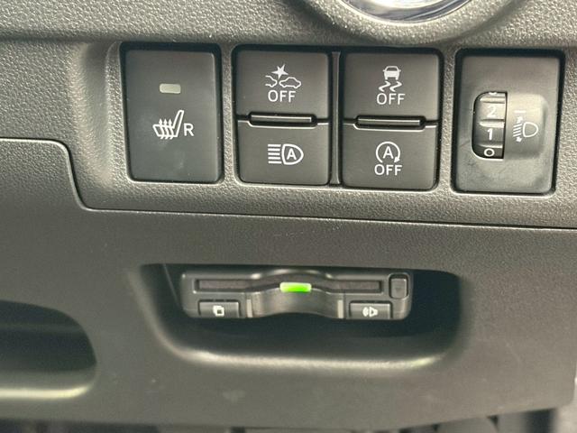 ムーヴ カスタム　ＲＳ　ハイパーリミテッドＳＡＩＩＩ　純正８インチナビ　全周囲カメラ　運転席シートヒーター　純正１５インチアルミ　Ｂｌｕｅｔｏｏｔｈ　フルセグ　ＥＴＣ　純正ドライブレコーダー　ＬＥＤヘッドライト　フォグランプ　衝突軽減　ハーフレザーシート（16枚目）