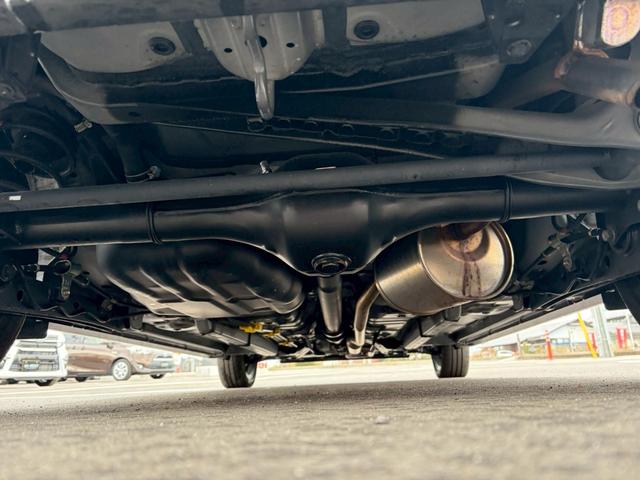 ムーヴ カスタム　ＲＳ　ハイパーリミテッドＳＡＩＩＩ　純正８インチナビ　全周囲カメラ　運転席シートヒーター　純正１５インチアルミ　Ｂｌｕｅｔｏｏｔｈ　フルセグ　ＥＴＣ　純正ドライブレコーダー　ＬＥＤヘッドライト　フォグランプ　衝突軽減　ハーフレザーシート（27枚目）