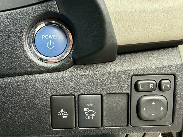 オーリス ハイブリッドGパッケージ 純正ナビ クルーズコントロール クリアランスソナー LEDヘッドライト オートライト 衝突軽減ブレーキ レーンキープ ドラレコ 障害センサー シートヒーター フルセグ Bluetooth CD ETC(14枚目)