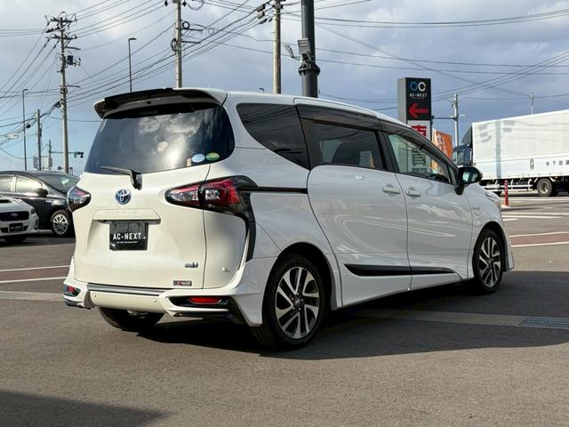 シエンタ ハイブリッドG クエロ モデリスタエアロ 純正9インチナビ 純正12.1インチフリップダウンモニター 純正アルミホイール クルーズコントロール ハーフレザーシート フルセグTV Bluetooth ETC 両側電動スライド(21枚目)