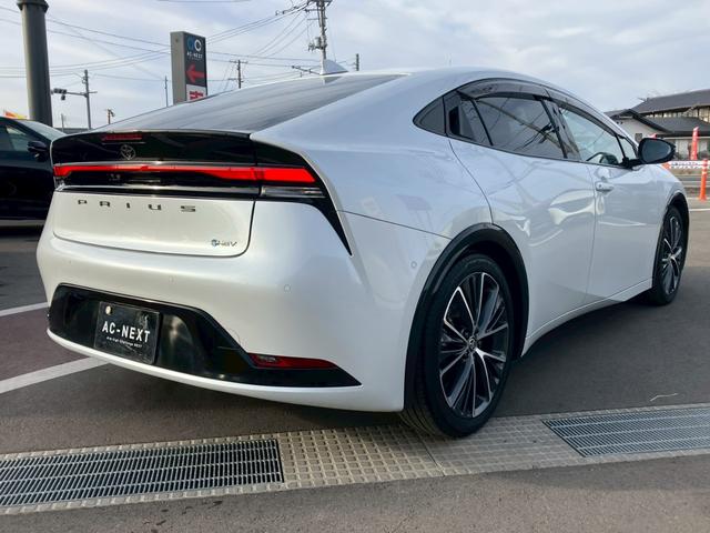 プリウス Ｚ　１２．３インチディスプレイオーディオ　全周囲カメラ　フルセグＴＶ　　デジタルインナーミラー　パワーシート　シートベンチレーション　パワーバックドア　ブラインドスポットモニター　ステアリングヒーター（23枚目）