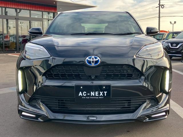 ヤリスクロス ハイブリッドＺ　モデリスタエアロ　クリアランスソナー　純正ディスプレイオーディオ　アラウンドビューモニター　トヨタセーフティセンス　ステアリングヒーター　シートヒーター　パワーシート　アダクティブクルーズコントロール（4枚目）