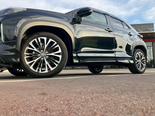 ヤリスクロス ハイブリッドＺ　モデリスタエアロ　クリアランスソナー　純正ディスプレイオーディオ　アラウンドビューモニター　トヨタセーフティセンス　ステアリングヒーター　シートヒーター　パワーシート　アダクティブクルーズコントロール（7枚目）