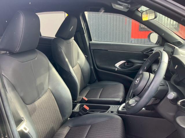 ヤリスクロス ハイブリッドＺ　モデリスタエアロ　クリアランスソナー　純正ディスプレイオーディオ　アラウンドビューモニター　トヨタセーフティセンス　ステアリングヒーター　シートヒーター　パワーシート　アダクティブクルーズコントロール（24枚目）