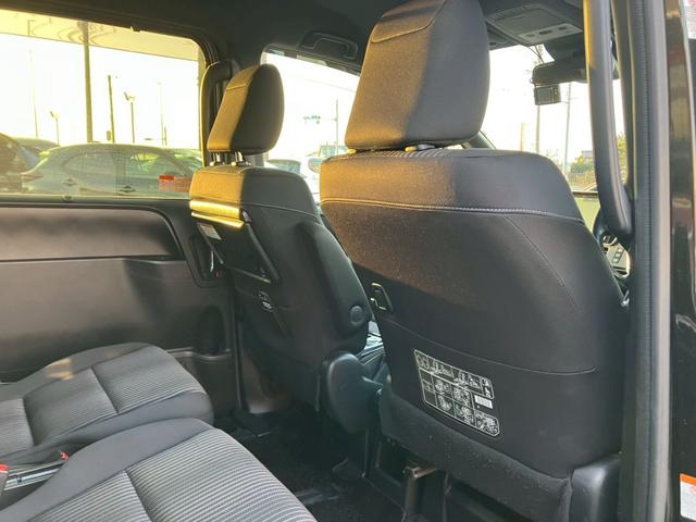 ヴォクシー ハイブリッドＺＳ　煌　ワンオーナー　純正１０インチナビ　純正１２．１インチフリップダウンモニター　モデリスタアルミ　両側電動スライド　シートヒーター　フルセグ　Ｂｌｕｅｔｏｏｔｈ　バックモニター　ＥＴＣ　ドラレコ　クルコン（28枚目）