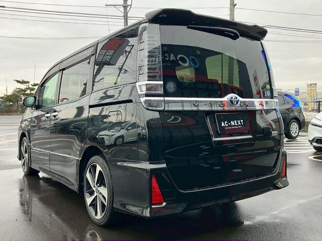 ヴォクシー ハイブリッドＺＳ　煌　ワンオーナー　純正１０インチナビ　純正１２．１インチフリップダウンモニター　モデリスタアルミ　両側電動スライド　シートヒーター　フルセグ　Ｂｌｕｅｔｏｏｔｈ　バックモニター　ＥＴＣ　ドラレコ　クルコン（38枚目）