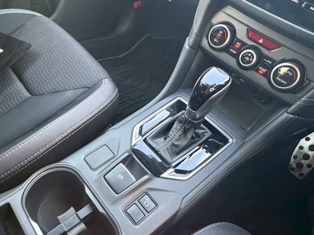 インプレッサスポーツ ２．０ｉ－Ｓアイサイト　アイサイト　純正ナビ　フルセグＴＶ　Ｂｌｕｅｔｏｏｔｈ　バックカメラ　パドルシフト　ブラインドスポットモニター　アダクティブクルーズコントロール　アイドリングストップ　ステアリングリモコン　ＥＴＣ（15枚目）