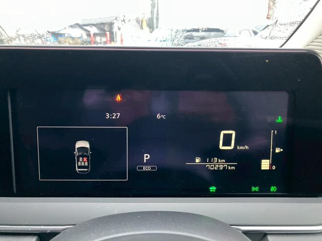 ノート Ｘ　プロパイロット　純正ナビ　フルセグＴＶ　Ｂｌｕｅｔｏｏｔｈ　アラウンドビューモニター　ブラインドスポットモニター　衝突軽減ブレーキ　ドライブレコーダー　ワイヤレス充電　ステアリングリモコン　ＥＴＣ（4枚目）