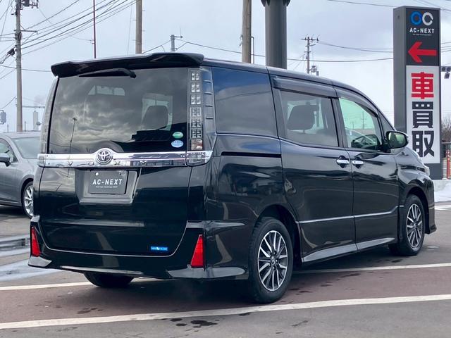 ヴォクシー ＺＳ　煌　ＡＬＰＩＮＥ１０インチナビ　ＡＬＰＩＮＥ１０．１インチ後部座席モニター　寒冷地仕様　両側電動スライドドア　バックカメラ　ステリモ　アイドリングストップ　横滑り防止装置　フルセグＴＶ　Ｂｌｕｅｔｏｏｔｈ（20枚目）
