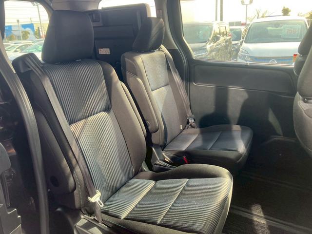 ヴォクシー ＺＳ　煌　ＡＬＰＩＮＥ１０インチナビ　ＡＬＰＩＮＥ１０．１インチ後部座席モニター　寒冷地仕様　両側電動スライドドア　バックカメラ　ステリモ　アイドリングストップ　横滑り防止装置　フルセグＴＶ　Ｂｌｕｅｔｏｏｔｈ（24枚目）