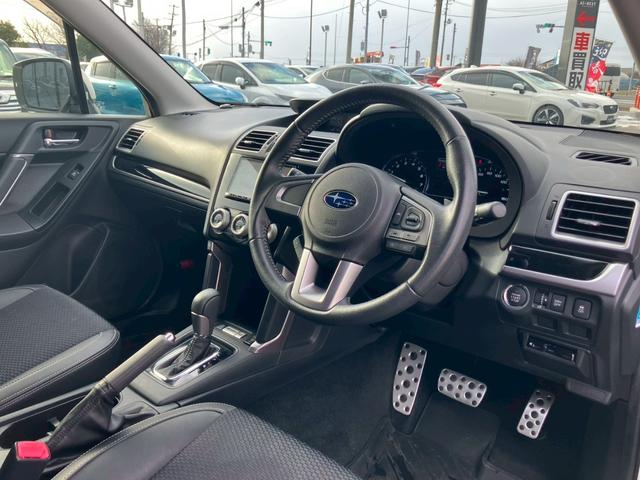 フォレスター Ｓ－リミテッド　７インチナビ　シートヒーター　バックモニター　ハーフレザーシート　フルセグＴＶ　Ｂｌｕｅｔｈｏｏｔｈ　アダプティブクルーズコントロール　パドルシフト　純正１８インチＡＷ　ＥＴＣ（21枚目）