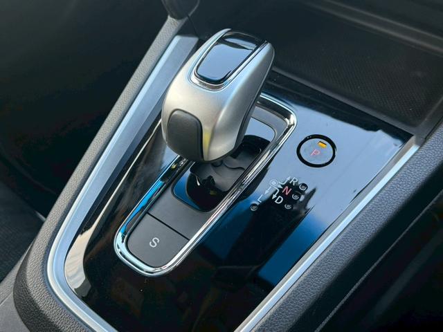 �y�V�t�g���o�[�z��ڂŕ����鑀�삵�₷�������ڂƎ�ɂȂ��ރf�U�C���ł��I