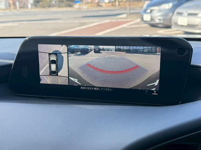 �y�S���̓��j�^�[�z��p�̃J�����ɂ��A�ォ�猩���낵���悤�Ȏ��_�łR�U�O�x�N���}�̎��͂��m�F���邱�Ƃ��ł��܂������p�������m�F���₷���A�����ꏊ�ł̐؂�Ԃ��⒓�Ԃ��X���[�Y�ɍs���܂��B