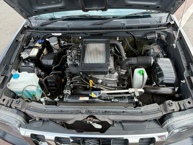 �y�G���W�����[���z�s��͂Ȃ��ǍD�ȏ�Ԃł��B�G���W�����[�������ꂢ�ɂ��Ă����Ɩ�����̃g���u�����ɓ_�����₷���Ȃ�̂ŁA�����납��̐��|�����X�X���ł��B