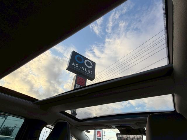 プリウス Ｚ　クリアランスソナー　純正ナビ　全周囲カメラ　アダプティブクルーズコントロール　デジタルインナーミラー　ブラインドスポットモニター　パワーバックドア　シートヒーター　シートベンチレーション　ＥＴＣ２．０（20枚目）