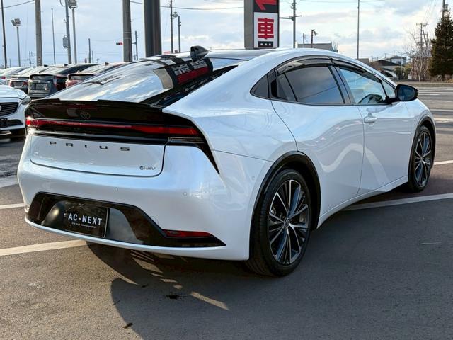 プリウス Ｚ　クリアランスソナー　純正ナビ　全周囲カメラ　アダプティブクルーズコントロール　デジタルインナーミラー　ブラインドスポットモニター　パワーバックドア　シートヒーター　シートベンチレーション　ＥＴＣ２．０（23枚目）