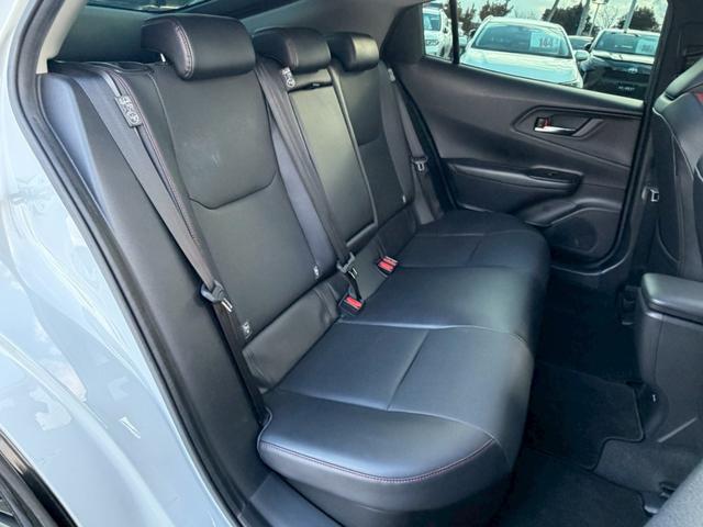 プリウス Ｚ　クリアランスソナー　純正ナビ　全周囲カメラ　アダプティブクルーズコントロール　デジタルインナーミラー　ブラインドスポットモニター　パワーバックドア　シートヒーター　シートベンチレーション　ＥＴＣ２．０（27枚目）