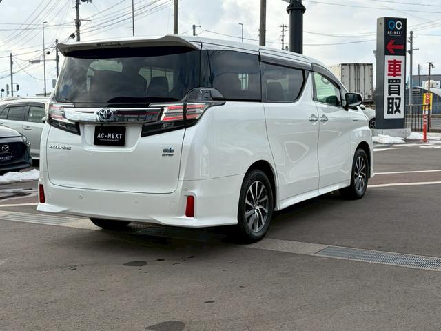 ヴェルファイアハイブリッド ＺＲ　純正１０インチナビ　サンルーフ　両側電動スライドドア　パワーバックドア　バックモニター　リアオートエアコン　アダプティブクルーズコントロール　Ｂｌｕｅｔｈｏｏｔｈ　ＤＶＤ　ＥＴＣ　クリアランスソナー（23枚目）