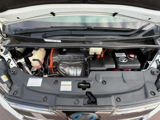 ヴェルファイアハイブリッド ＺＲ　純正１０インチナビ　サンルーフ　両側電動スライドドア　パワーバックドア　バックモニター　リアオートエアコン　アダプティブクルーズコントロール　Ｂｌｕｅｔｈｏｏｔｈ　ＤＶＤ　ＥＴＣ　クリアランスソナー（30枚目）